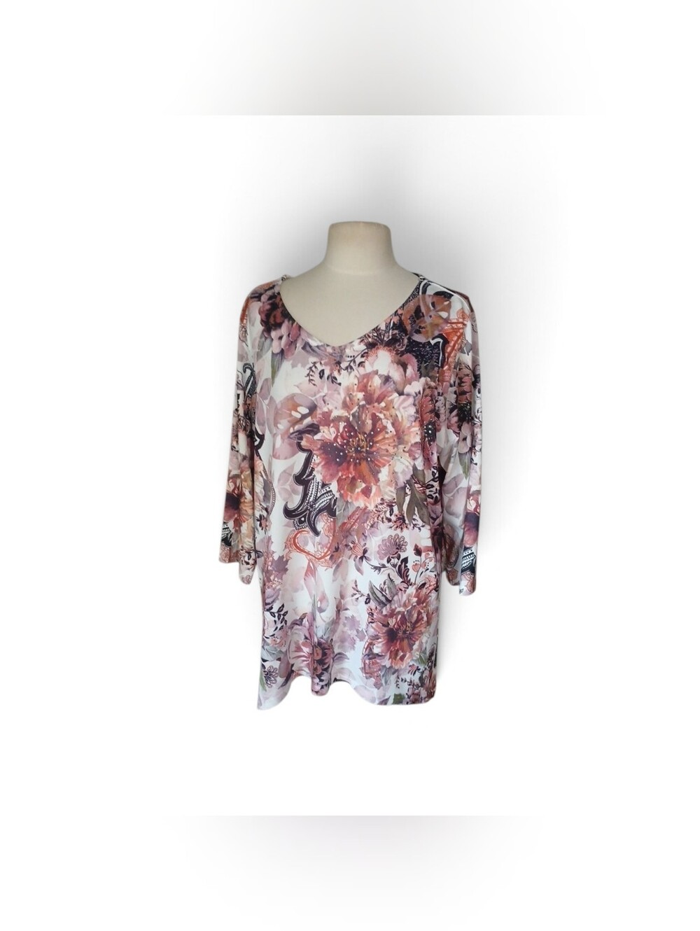 Soleillee Tunic Top 3/4 Sleeve